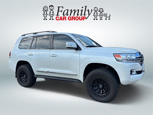 2020 Toyota Land Cruiser Base