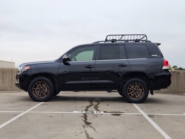 2020 Toyota Land Cruiser Heritage Edition