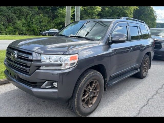 2020 Toyota Land Cruiser Base