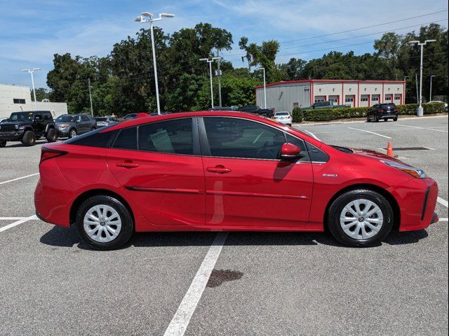 2020 Toyota Prius L Eco