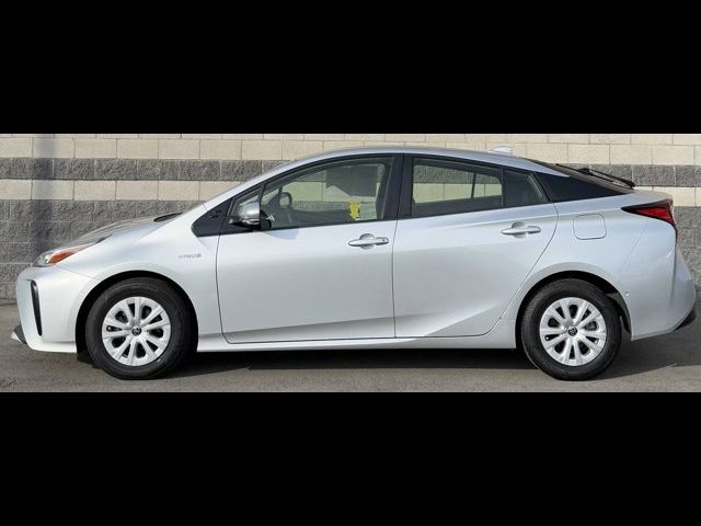 2020 Toyota Prius LE