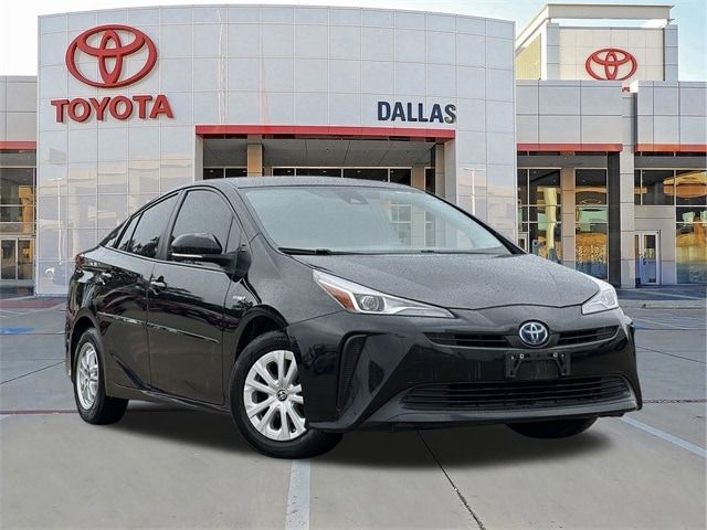 2020 Toyota Prius LE