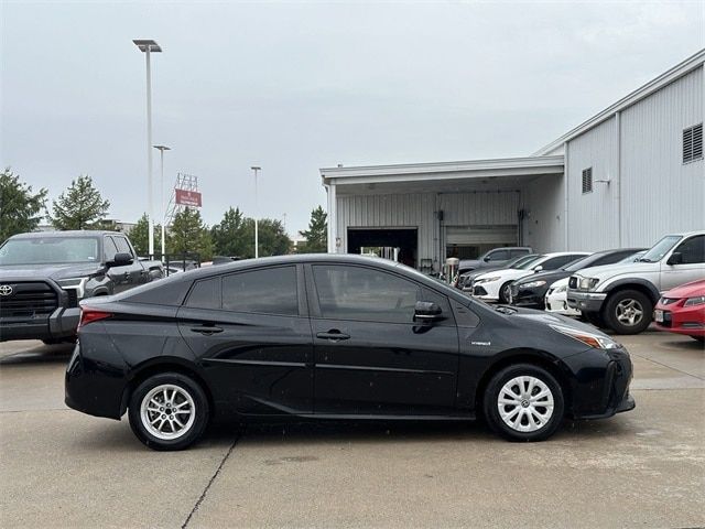 2020 Toyota Prius LE