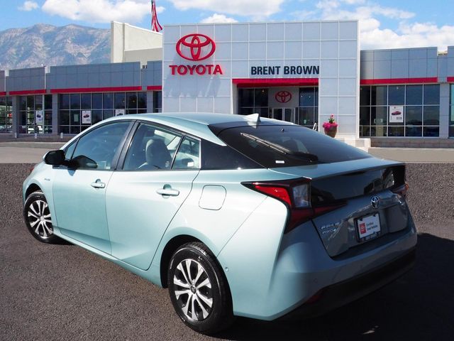 2020 Toyota Prius LE