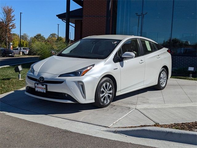 2020 Toyota Prius LE