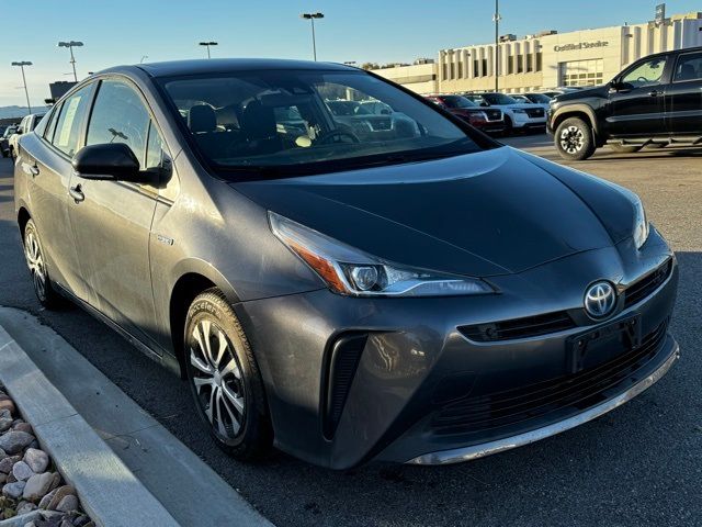 2020 Toyota Prius L Eco