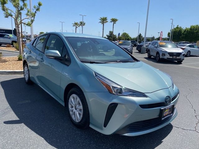 2020 Toyota Prius L Eco