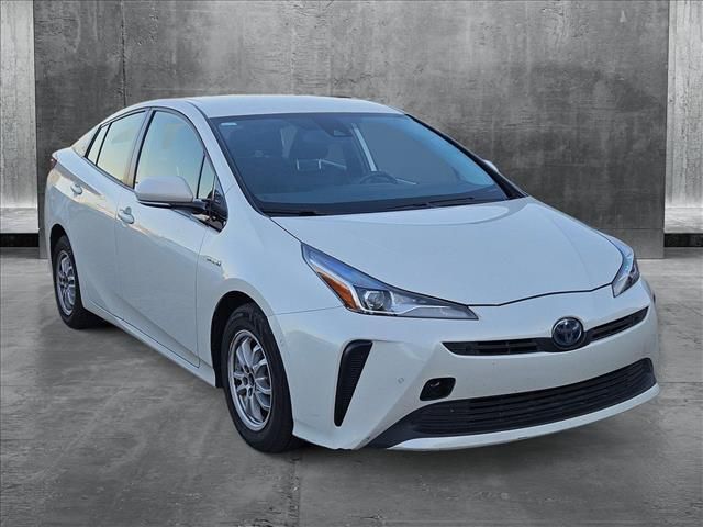 2020 Toyota Prius LE