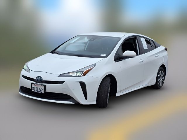 2020 Toyota Prius LE