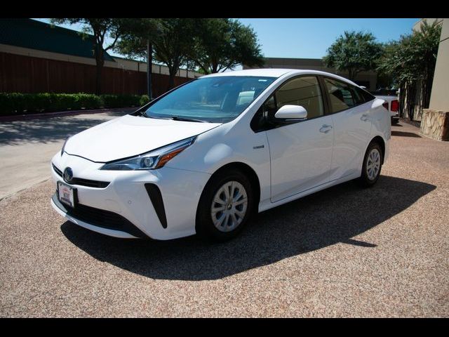 2020 Toyota Prius LE