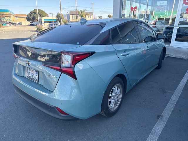 2020 Toyota Prius LE