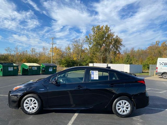 2020 Toyota Prius LE