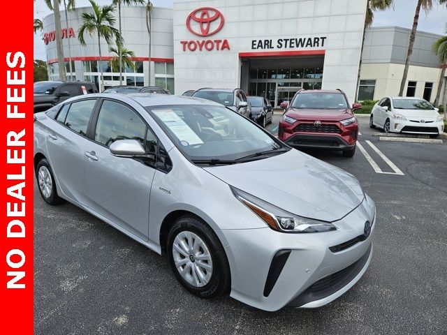 2020 Toyota Prius LE