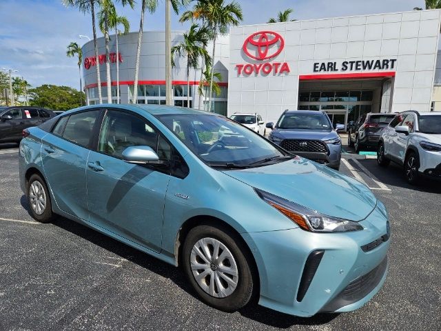 2020 Toyota Prius LE