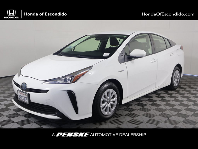 2020 Toyota Prius LE