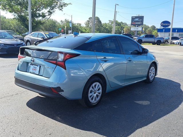 2020 Toyota Prius LE