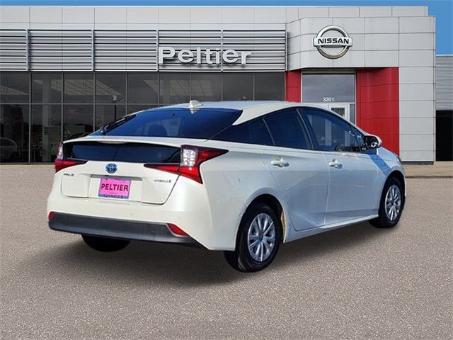 2020 Toyota Prius LE