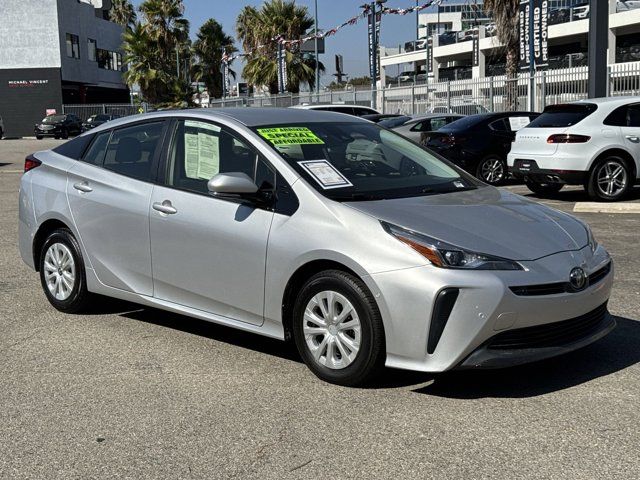 2020 Toyota Prius LE