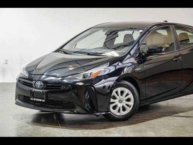2020 Toyota Prius LE