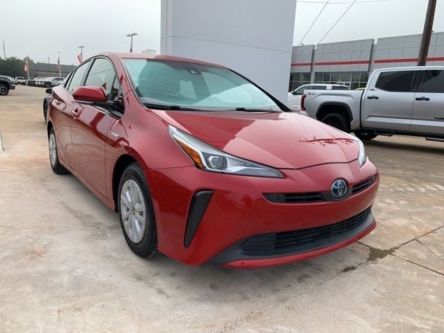 2020 Toyota Prius LE