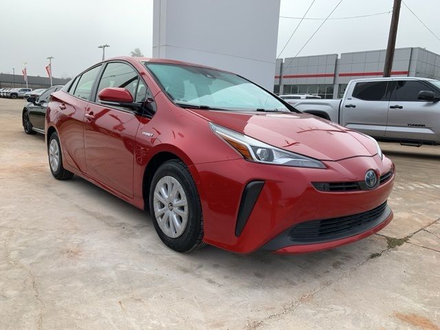 2020 Toyota Prius LE