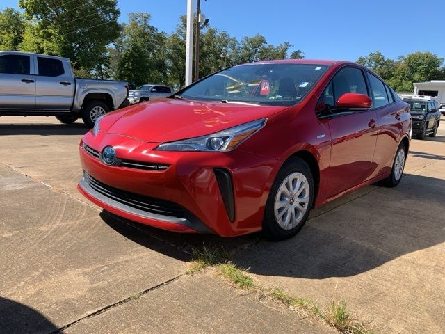 2020 Toyota Prius LE