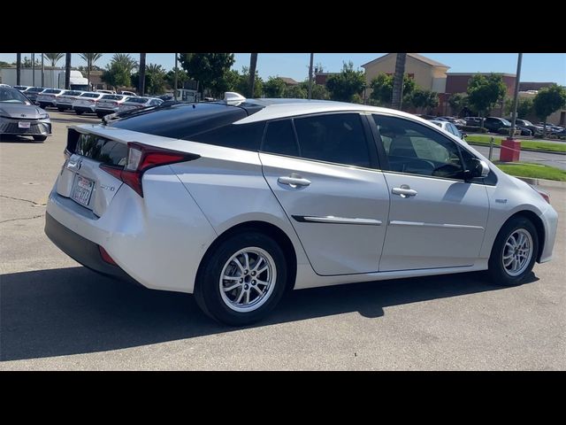 2020 Toyota Prius LE