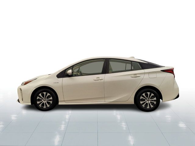 2020 Toyota Prius LE