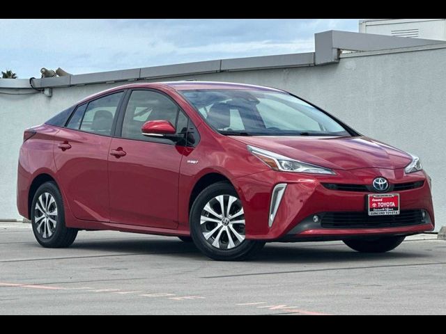 2020 Toyota Prius XLE