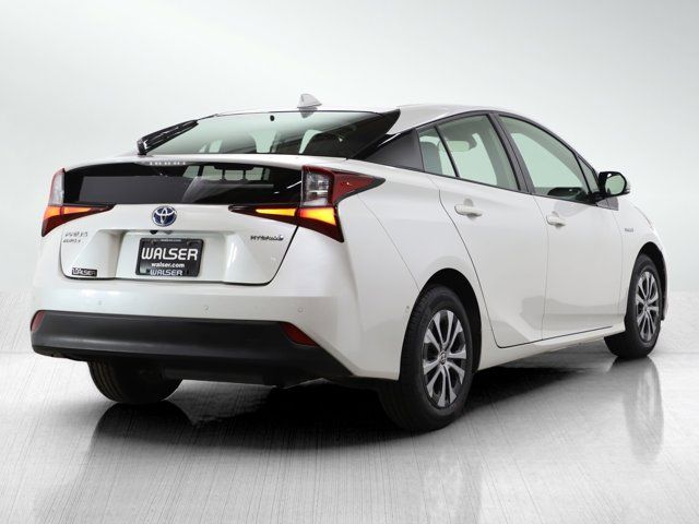 2020 Toyota Prius LE