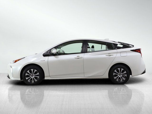 2020 Toyota Prius LE