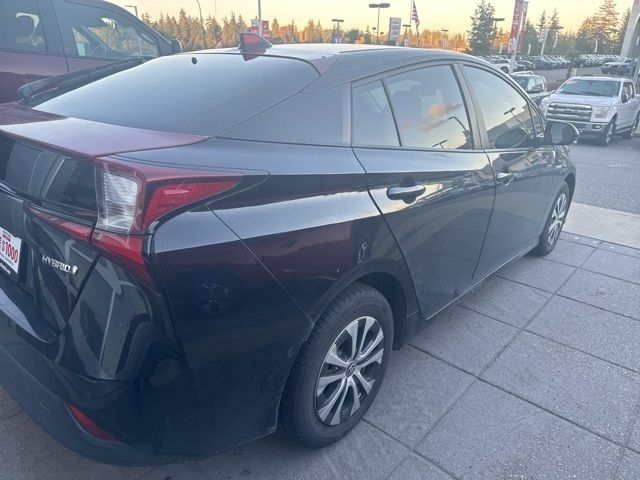 2020 Toyota Prius LE