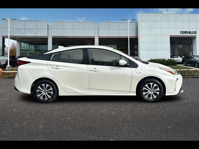 2020 Toyota Prius LE