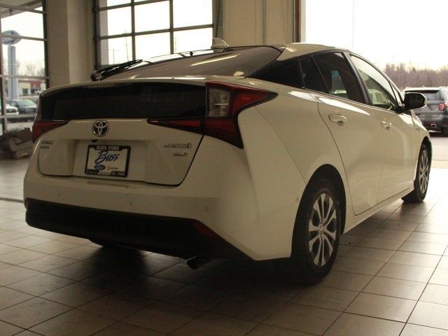 2020 Toyota Prius LE