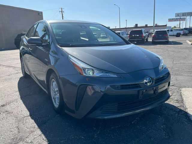 2020 Toyota Prius LE