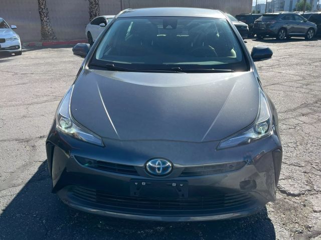 2020 Toyota Prius LE