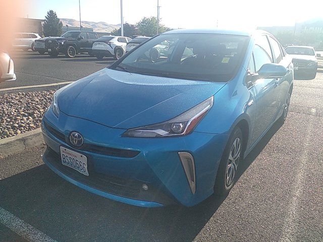 2020 Toyota Prius LE