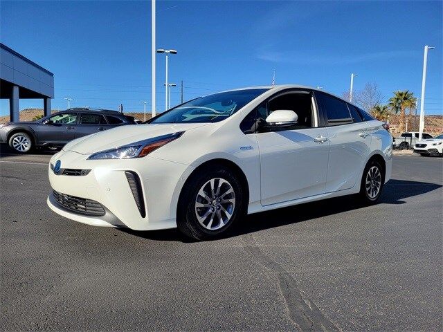 2020 Toyota Prius L Eco