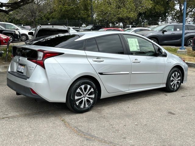 2020 Toyota Prius XLE