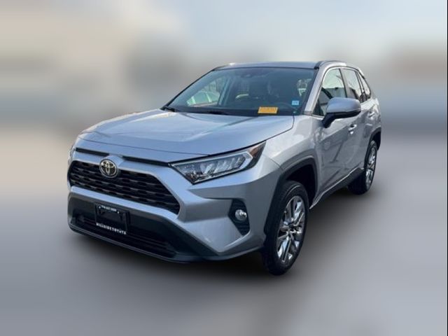 2020 Toyota RAV4 XLE Premium