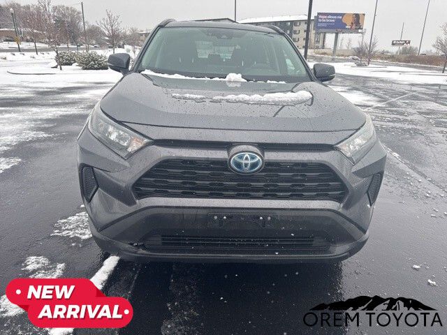 2020 Toyota RAV4 Hybrid LE