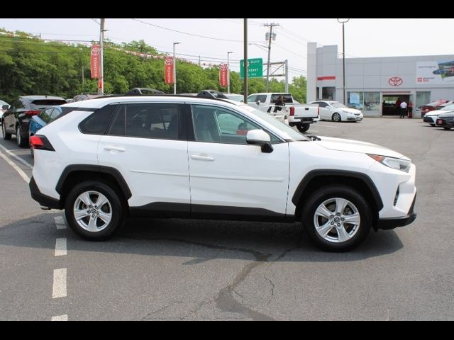 2020 Toyota RAV4 XLE