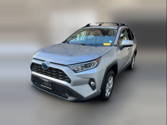 2020 Toyota RAV4 Hybrid XLE