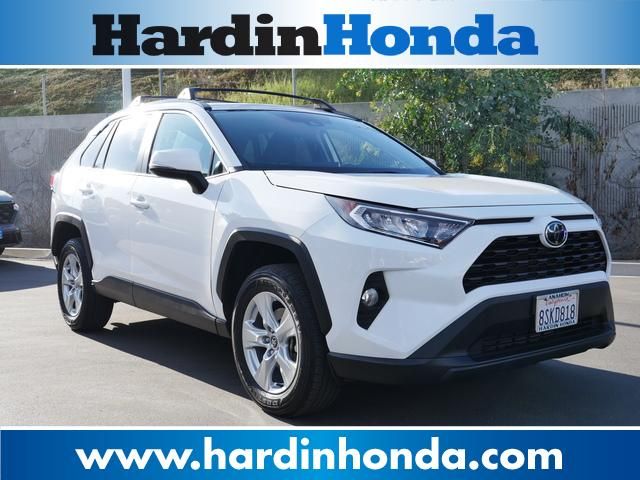 2020 Toyota RAV4 XLE