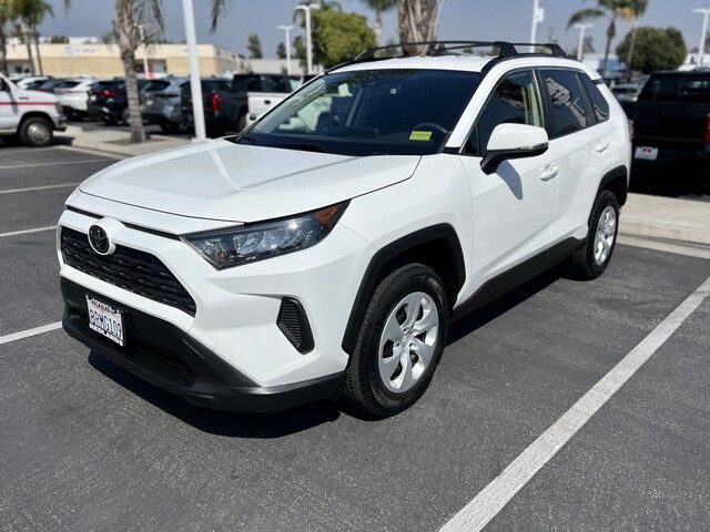 2020 Toyota RAV4 LE