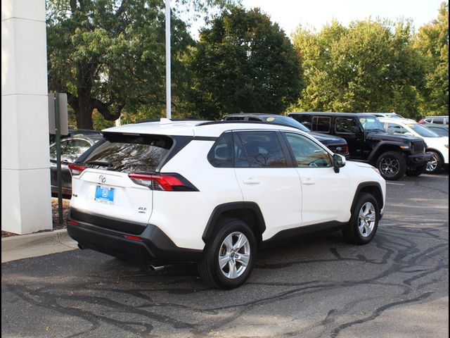 2020 Toyota RAV4 XLE