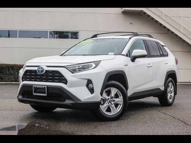 2020 Toyota RAV4 Hybrid XLE