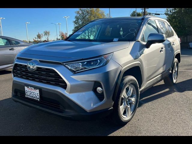 2020 Toyota RAV4 Hybrid XLE