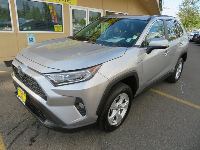 2020 Toyota RAV4 Hybrid XLE