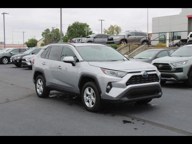 2020 Toyota RAV4 Hybrid XLE